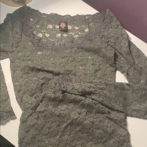 Lace Long Sleeve Top in Green